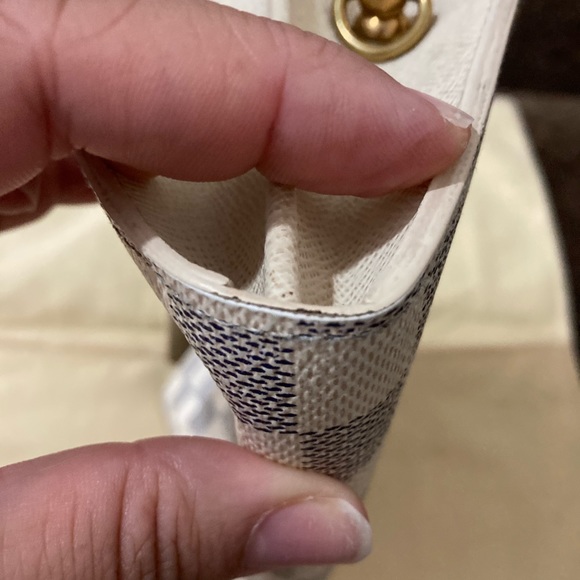 Louis Vuitton Sarah Wallet Damier Azur - Picture 7 of 16